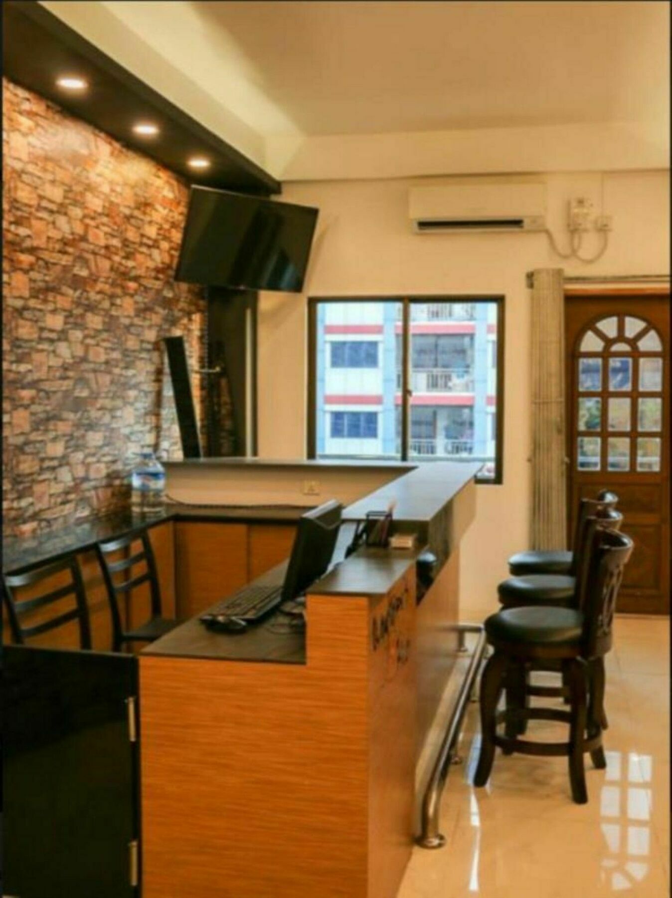Wayfarer's Rest Hotel Rangoon Eksteriør billede